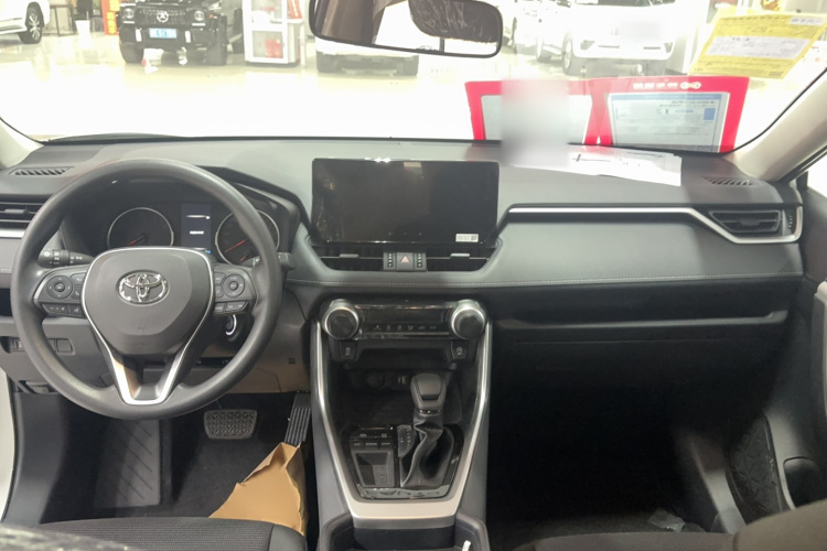 丰田 RAV4荣放 2024款 2.0L CVT两驱都市版中控内饰7004