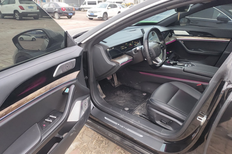 哪吒汽车 哪吒S 2024款 改款 增程 1060 Lite版中控内饰20