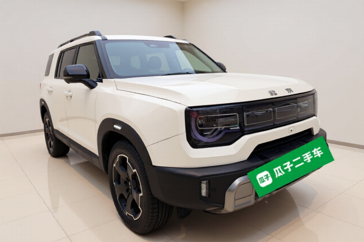 北京越野 北京BJ30 2024款 1.5T 魔核电驱进阶版车身外观3