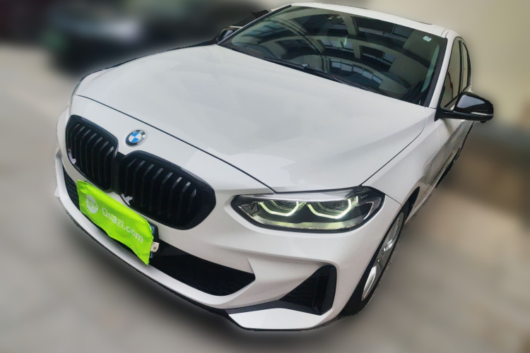 宝马1系 2022款 120i M运动曜夜版车身外观1