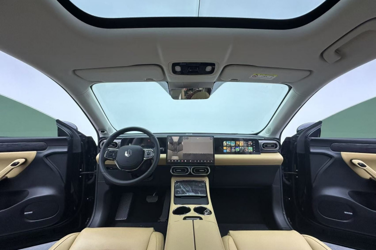 零跑汽车 零跑C11 2024款 增程 300尊享版中控内饰12