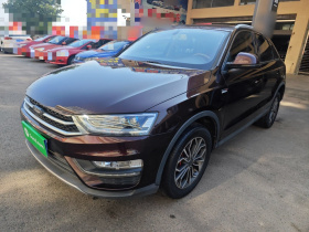 众泰SR7 2017款 1.5T 手动魔方之心版