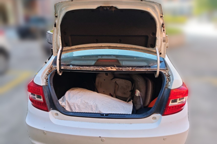 吉利汽车 远景 2015款 1.5L 手动幸福型中控内饰23