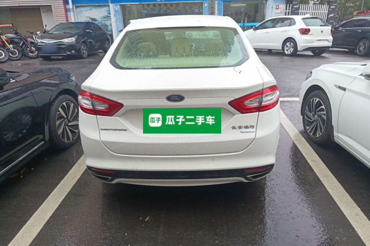 福特 蒙迪欧 2013款 2.0L GTDi200豪华型车身外观6
