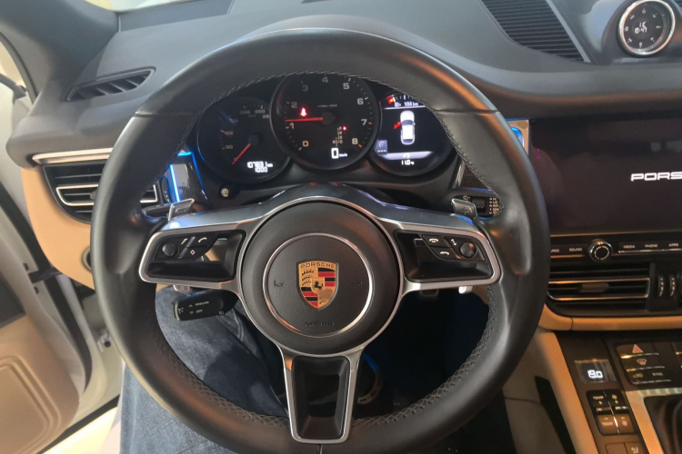 保时捷 2018款 Macan 2.0T中控内饰13