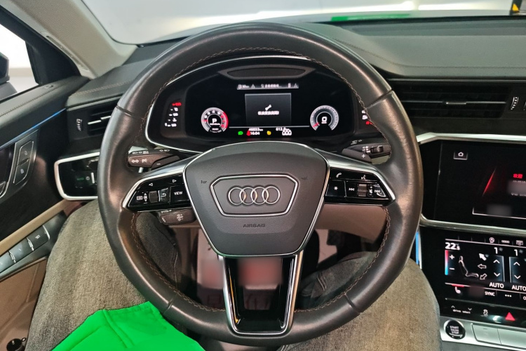 奥迪A6L 2021款 55 TFSI quattro 尊享致雅型中控内饰13