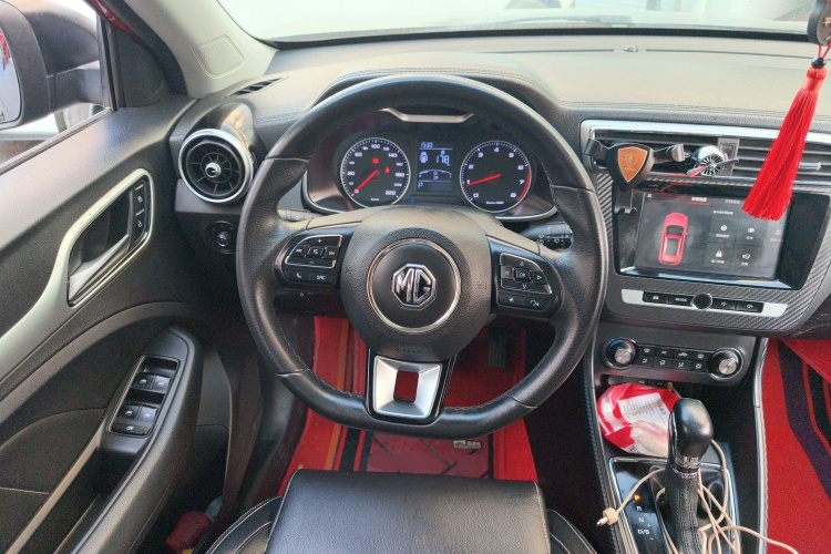 名爵ZS 2017款 1.5L 自动尊享互联网版中控内饰13