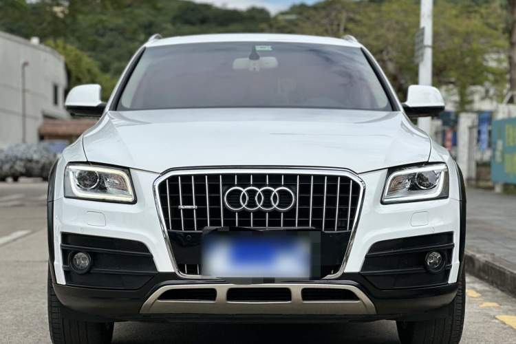 奥迪Q5 2018款 典藏版 40 TFSI 技术型车身外观6008