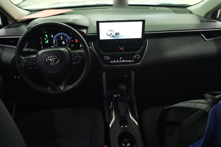 丰田 卡罗拉锐放 2023款 双擎 2.0L 先锋版中控内饰12