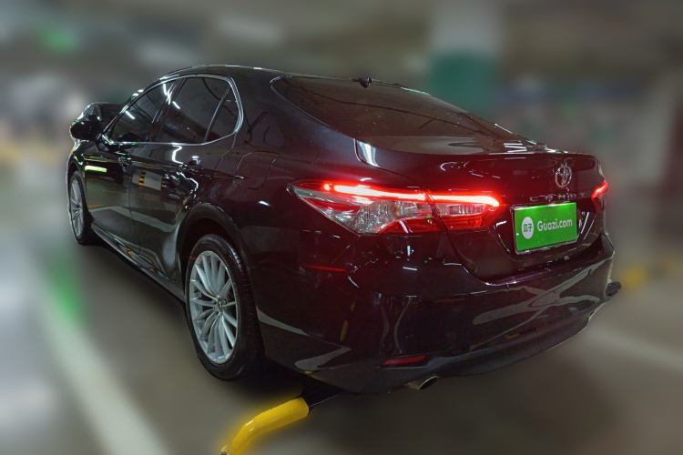 丰田 凯美瑞 2023款 2.0GVP 领先版车身外观5