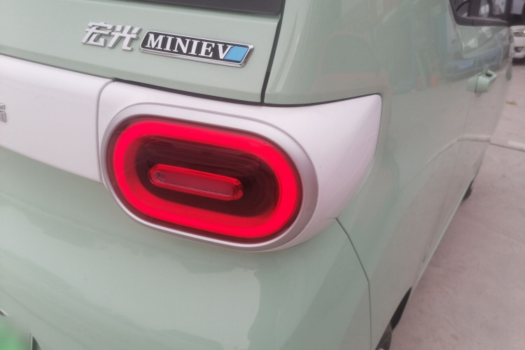 五菱汽车 宏光MINIEV 2024款 第三代 215km 青春版车身外观6001