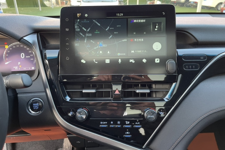 丰田 凯美瑞 2021款 2.5G 豪华版局部细节16