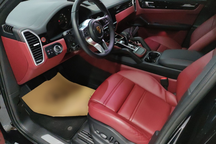 保时捷 2023款 Cayenne 3.0T中控内饰19