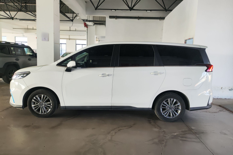 上汽大通MAXUS EUNIQ 5 2020款 1.3T PLUG IN 精英版车身外观6003