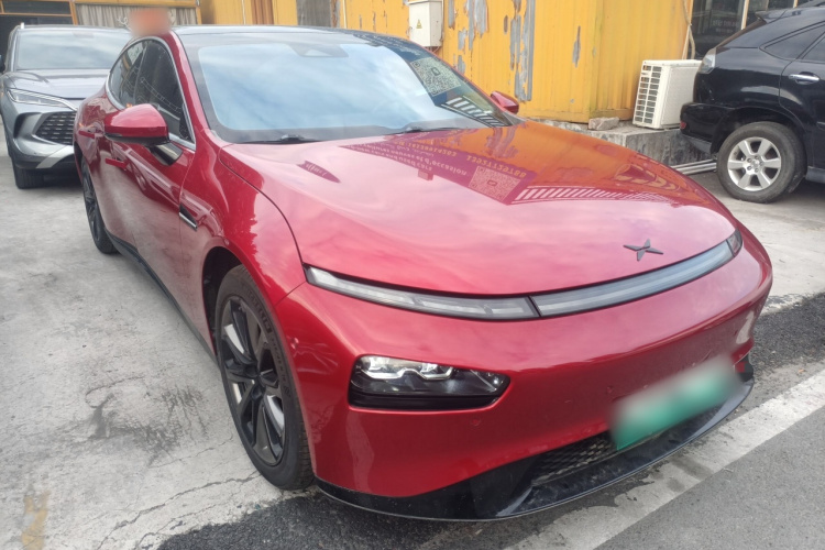 小鹏P7 2020款 后驱长续航智行版车身外观3