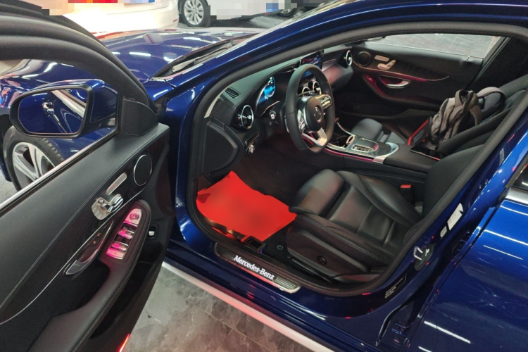奔驰C级 2021款 C 260 L 运动版中控内饰20