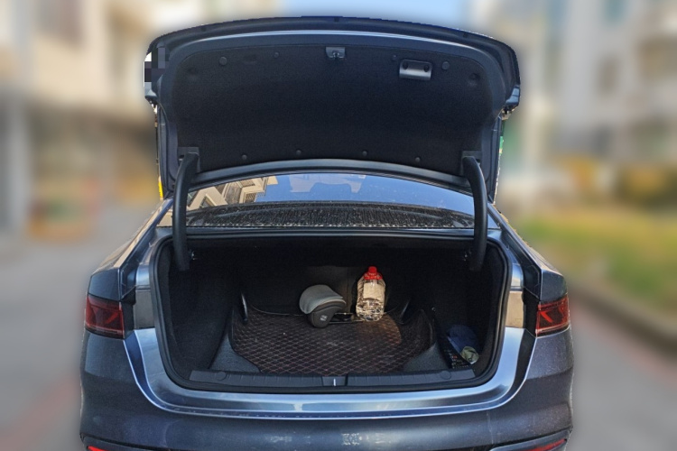 比亚迪 秦PLUS 2024款 荣耀版 DM-i 55KM领先型中控内饰23