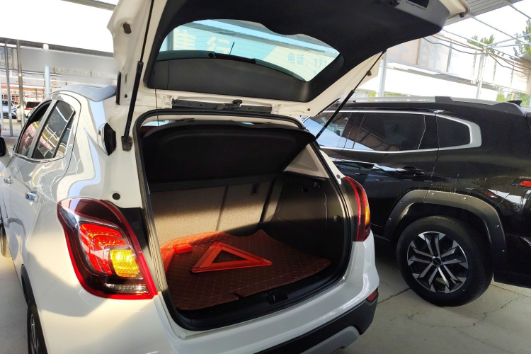 别克 昂科拉 2018款 18T 自动两驱都市精英型局部细节23