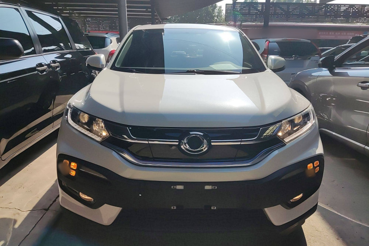 思铭 东风本田X-NV 2020款 电掣版车身外观2