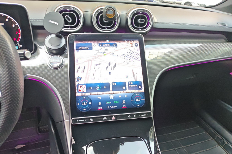 奔驰C级 2023款 C 260 L 运动版局部细节16