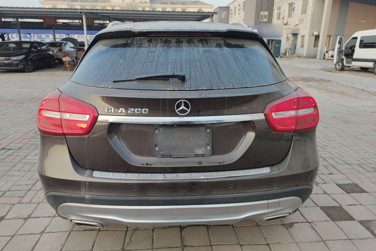 奔驰GLA 2015款 GLA 200 时尚型车身外观6