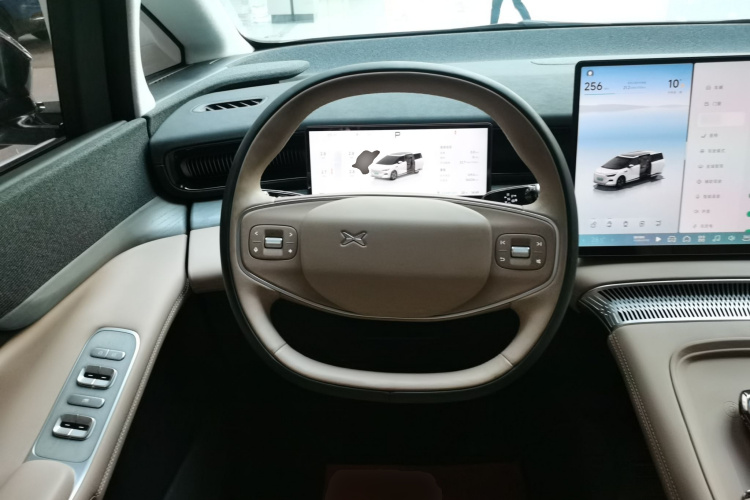 小鹏X9 2024款 640四驱高性能Max局部细节13