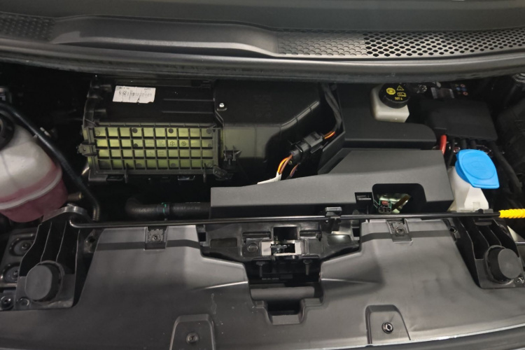 大众ID.3 2023款 升级款 纯净智享版机舱底盘24