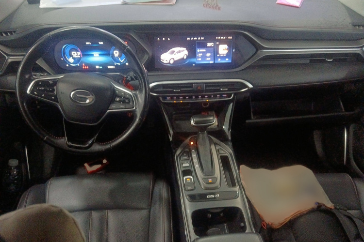 广汽传祺 传祺GS4 2021款 270T 自动科技纵享版中控内饰7002