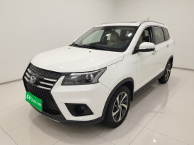 北汽幻速S7 2018款 1.5T 自动尊享型