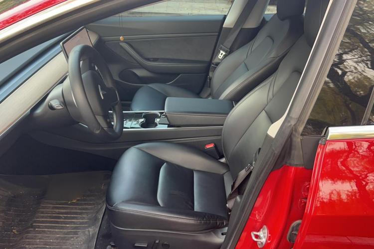 特斯拉 Model 3 2019款 标准续航后驱升级版中控内饰7001