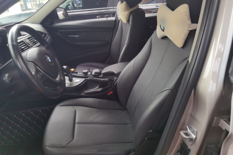 宝马3系 2017款 320Li 时尚型中控内饰19