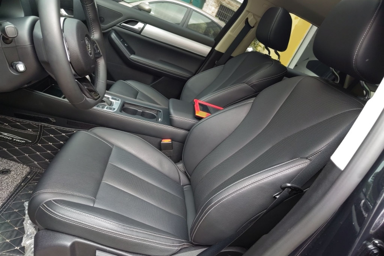 比亚迪 唐 2019款 2.0T 自动智联尊驭型 5座 国VI局部细节19