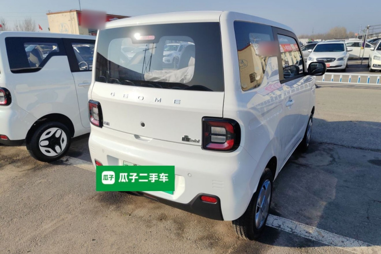 吉利银河 2024款 熊猫mini 200km 耐力熊车身外观7