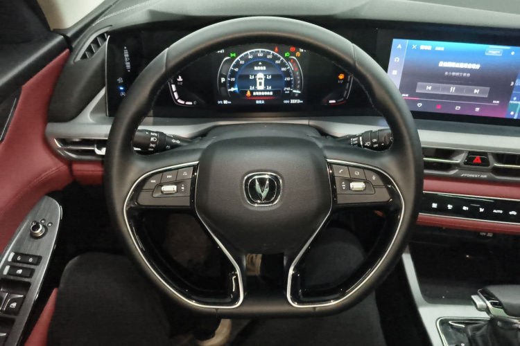 长安CS75 PLUS 2022款 经典版 1.5T 自动先锋型局部细节13