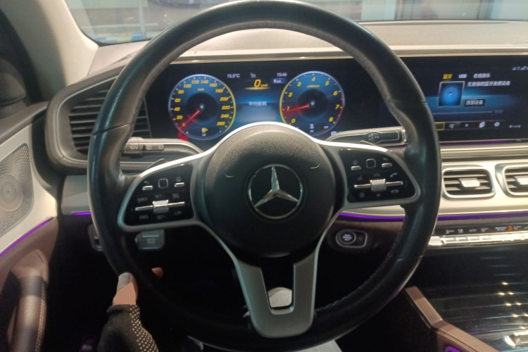 奔驰GLE 2020款 GLE 350 4MATIC 动感型局部细节13