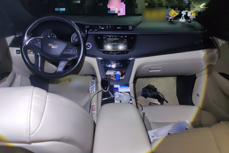 凯迪拉克XT5 2018款 28T 四驱豪华型中控内饰7002