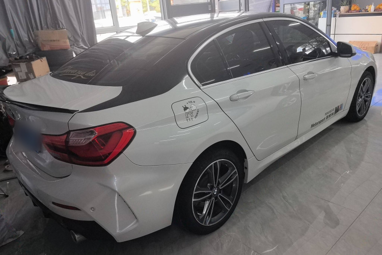 宝马1系 2022款 120i M运动版车身外观6003