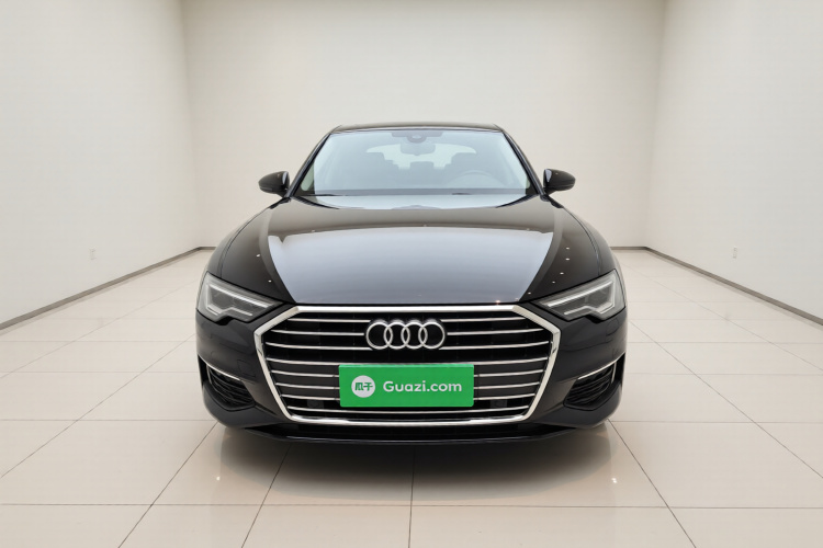 奥迪A6L 2019款 40 TFSI 豪华致雅型车身外观2