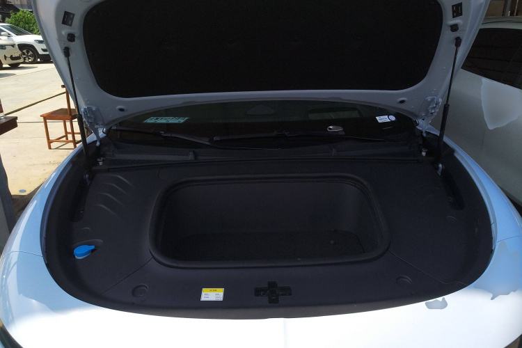 岚图汽车 岚图追光 2023款 四驱长续航版局部细节24