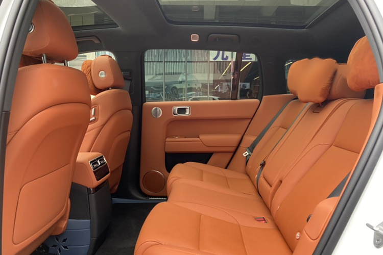 理想汽车 理想L7 2024款 MAX中控内饰7001