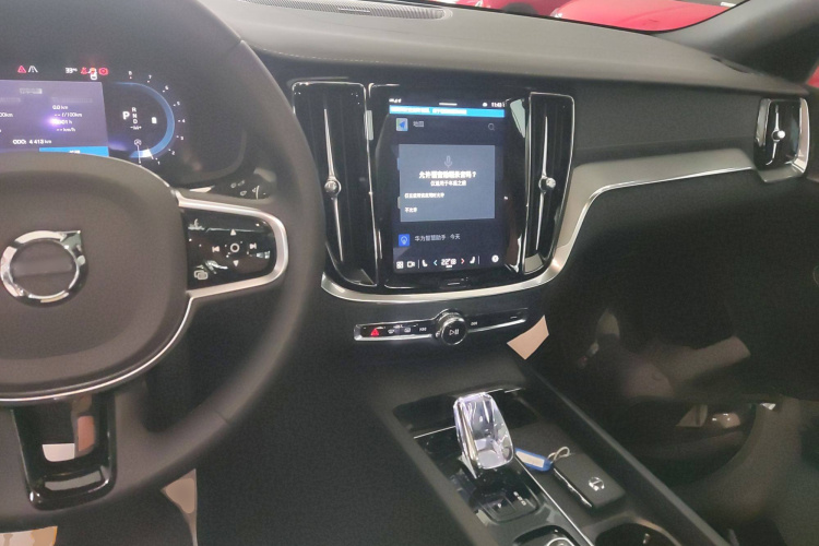 沃尔沃S60 2025款 B5 智雅运动版中控内饰12