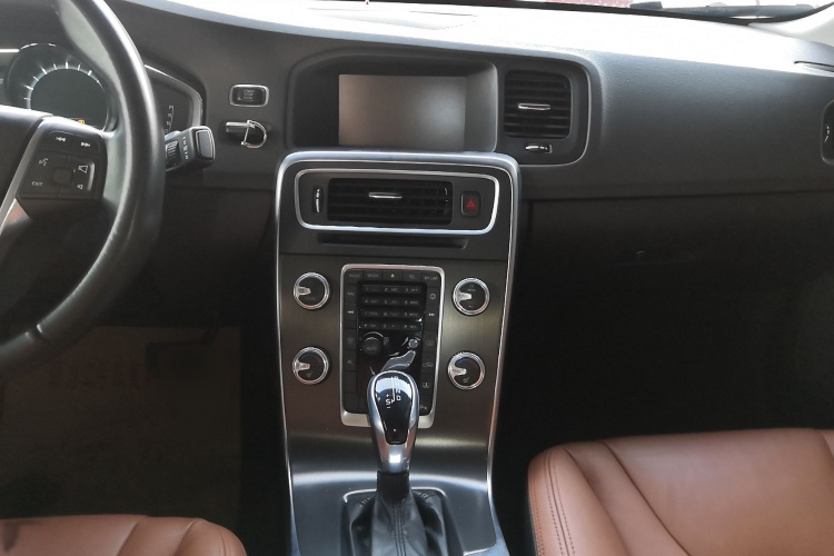 沃尔沃S60 2014款 S60L T5 智驭版局部细节16