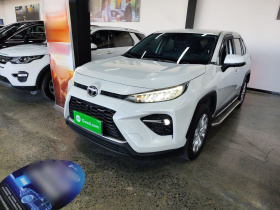 丰田 威兰达 2022款 2.0L CVT两驱都市版