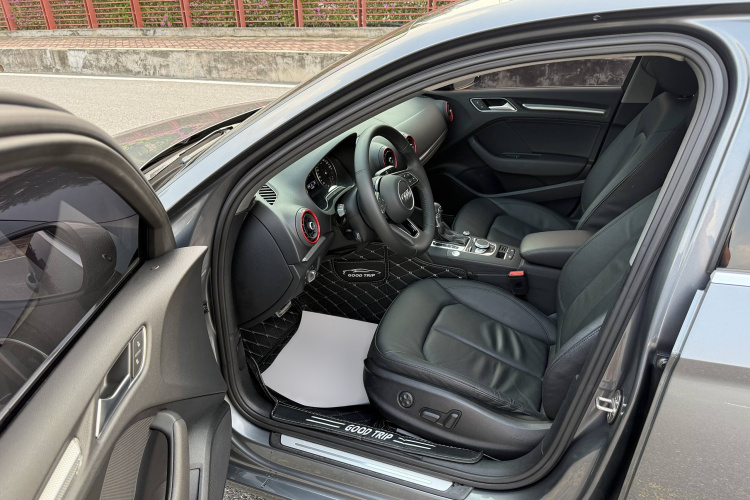 奥迪A3 2020款 Limousine 35 TFSI 风尚型 国VI中控内饰7007