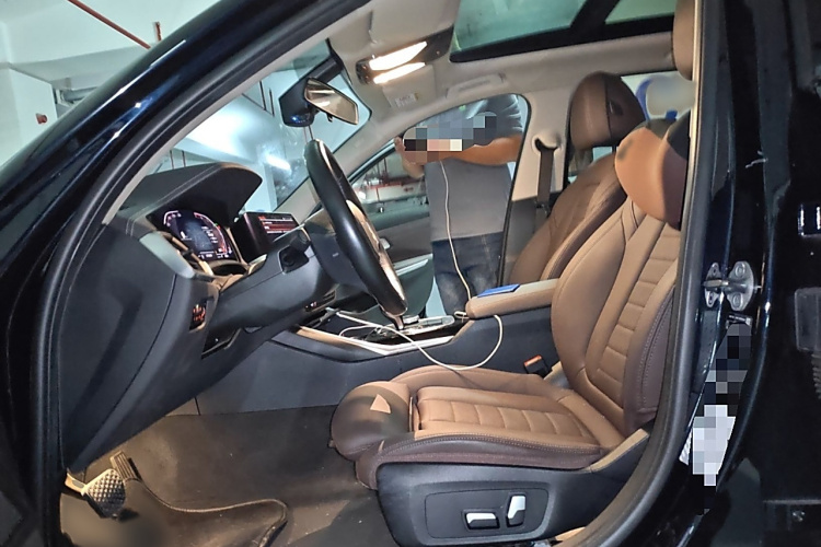 宝马3系 2020款 320Li M运动套装局部细节19