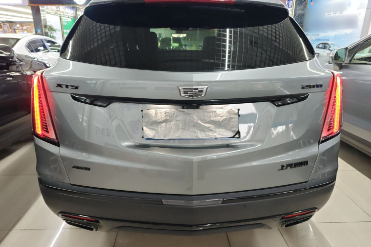 凯迪拉克XT5 2023款 2.0T 四驱尊贵型（至臻版）车身外观6