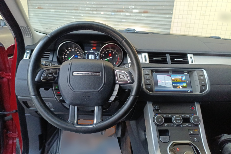 路虎 揽胜极光 2017款 2.0T 英伦锋尚版中控内饰12