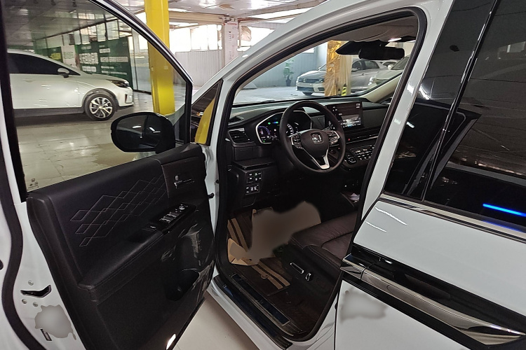 本田 艾力绅 2024款 2.0L e:HEV 豪华版中控内饰7003