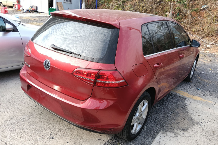 大众 高尔夫 2014款 1.6L 自动舒适型车身外观7