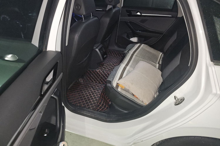 大众 速腾 2019款 280TSI DSG豪华型 国V中控内饰21